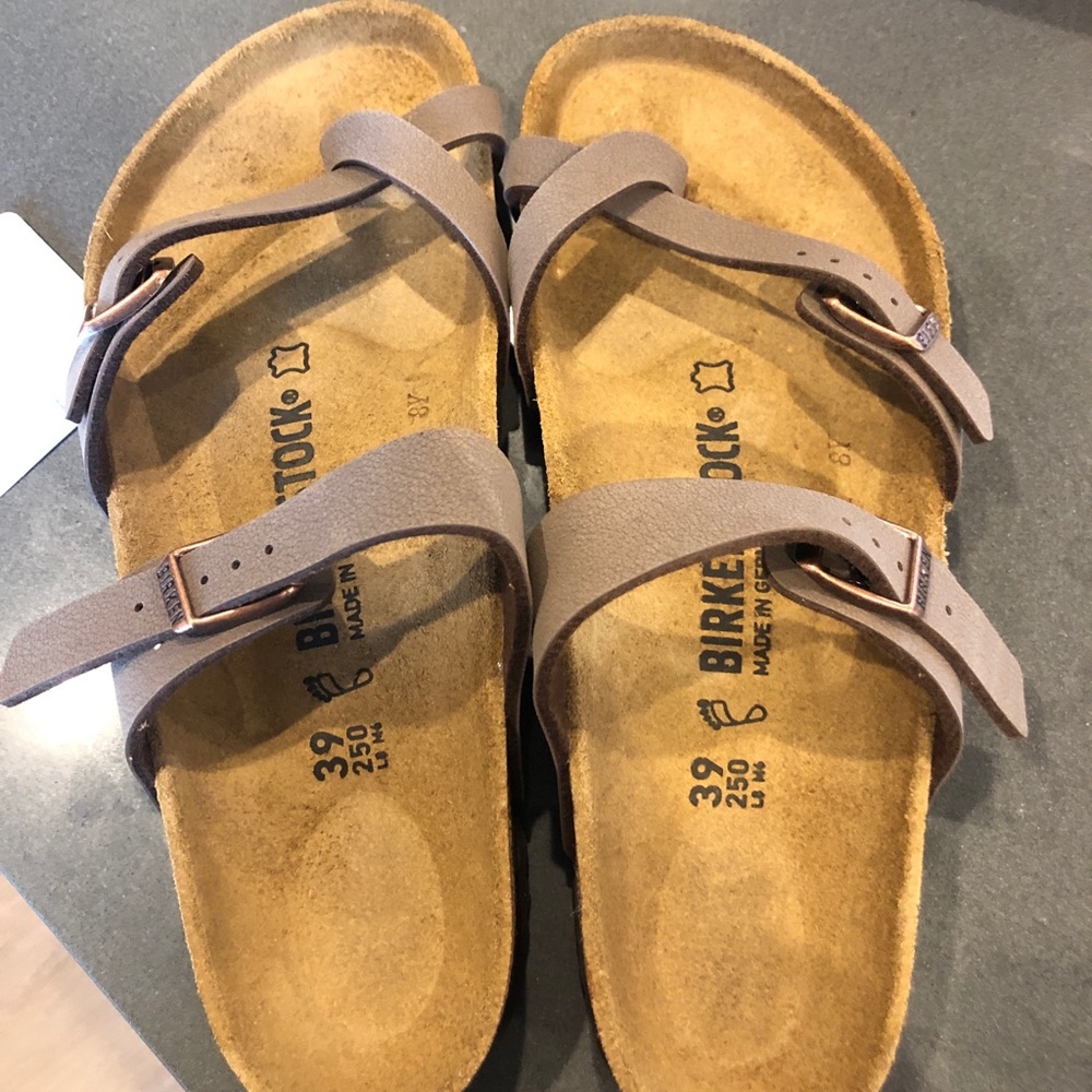 Birkenstock Mayari Mocha Size 39 (8.5-9)